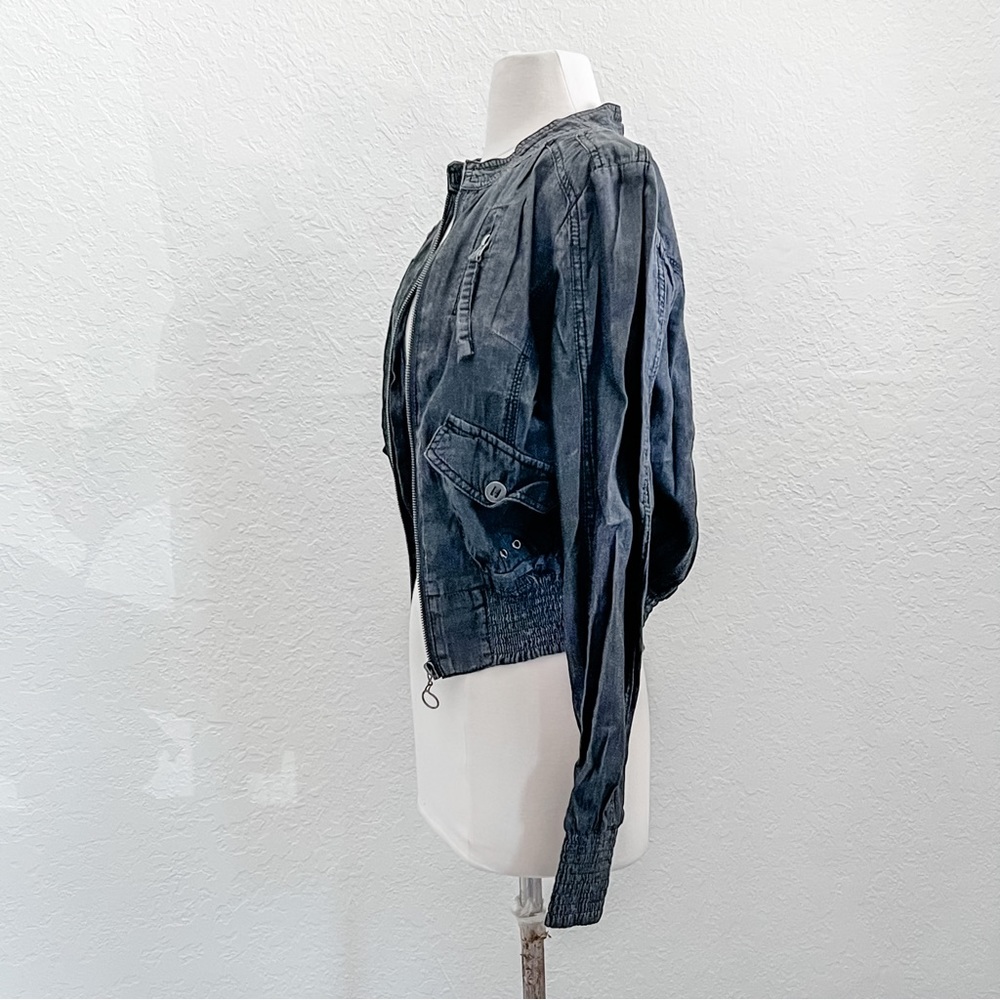 Black jacket - Picture 14 of 16